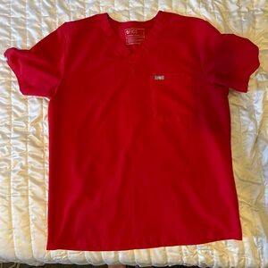 Figs Men’s Red Scrub Top